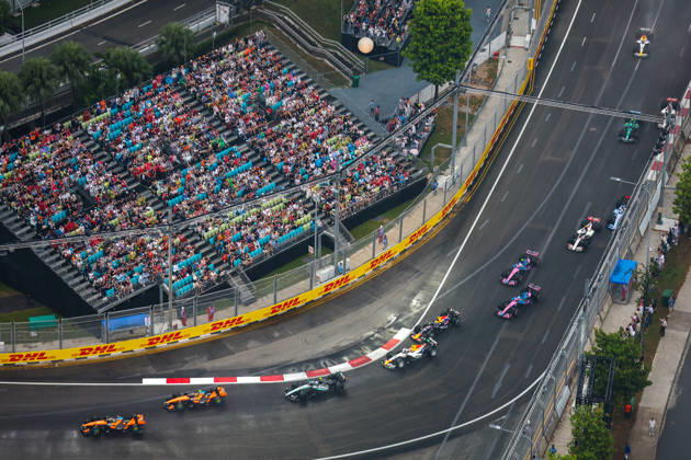 2026 Formula 1 Singapore Grand Prix SINGAPORE - OCT 10: Drivers take part in the Sprint Session, during the Formula One Grand Prix of Singapore, at the Marina Bay Street Circuit in Singapore, on October 10, 2026. Daniel Ceng Anadolu Singapore Singapore. Editorial use only. Please get in touch for any other usage.  Copyright: x2026xAnadoluxDanielxCengx