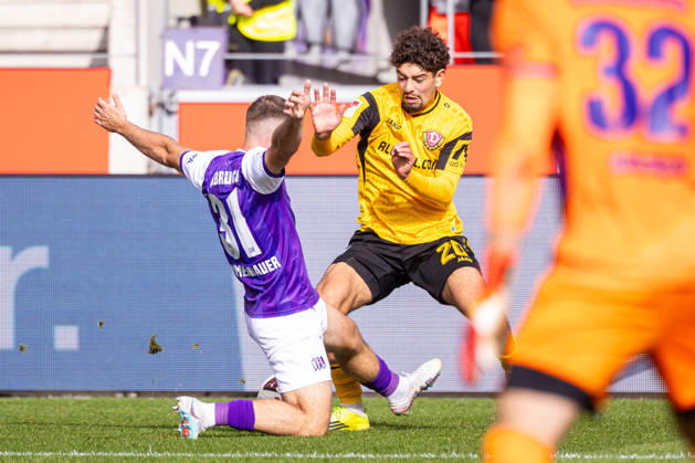 L R Adrian Beck (VfL Osnabrück), 21, in a tackle with Theo Janotta (VfL Osnabrück), 20, GER, VfL Osnabrück vs. SG Dynamo Dresden, Soccer, 2. Bundesliga, Matchday 7, 2026–2027 season, October 10, 2026 DFL regulations prohibit any use of photographs as image sequences and or quasi-video GER, VfL Osnabrück vs. SG Dynamo Dresden, soccer, 2. Bundesliga, Matchday 7, 2026–2027 season, October 10, 2026, Osnabrück Copyright: xEibner-Pressefoto JanxRollingerx EP_JSK