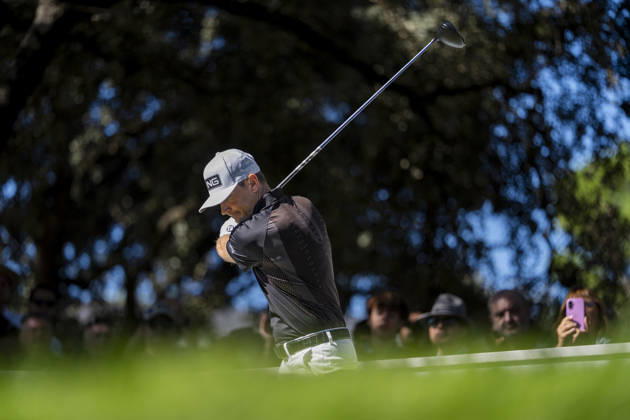 Golf 2026: Open De Espana: Day Three MADRID, SPAIN - OCTOBER 10: Joel Girrbach of Switzerland tees off on day three of the Open de Espana presented by Madrid at Club de Campo Villa de Madrid on October 10, 2026 in Madrid, Spain. Madrid Club de Campo Villa de Madrid Madrid Spain Copyright: xAlbertoxGardinx AGardin_20261010_Golf_Esp_Mad_0041