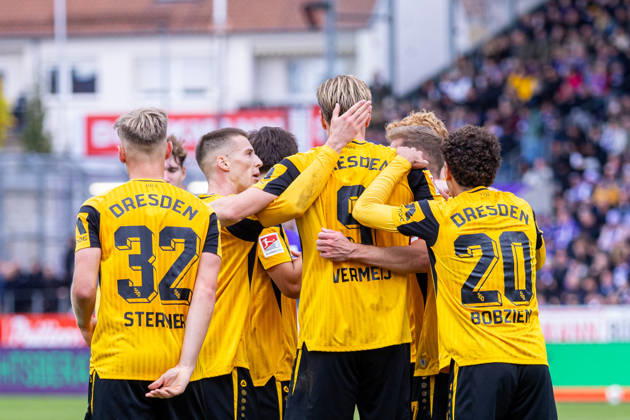 The SG Dynamo Dresden players celebrate Niklas Hauptmann s goal to make it 1–0. SG Dynamo Dresden, 27 GER, VfL Osnabrück vs. SG Dynamo Dresden, soccer, 2. Bundesliga, Matchday 7, 2026–2027 season, October 10, 2026 DFL regulations prohibit any use of photographs as image sequences and or quasi-video GER, VfL Osnabrück vs. SG Dynamo Dresden, soccer, 2. Bundesliga, Matchday 7, 2026–2027 season, October 10, 2026, Osnabrück Copyright: xEibner-Pressefoto JanxRollingerx EP_JSK