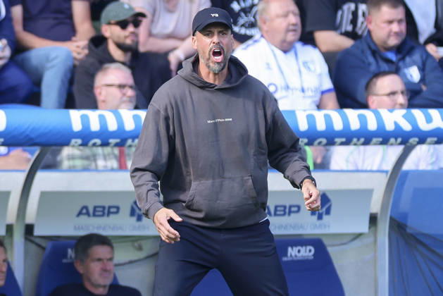 Hannover 96 coach Sandro Wagner looks disappointed during the 2. Bundesliga match between 1. FC Magdeburg and Hannover 96, Avnet Arena on October 10, 2026, in Magdeburg, Germany. Photo by Marco Steinbrenner, DeFodi Images. Coach Sandro Wagner of Hannover 96 looks dejected during the 2nd Bundesliga match between 1 FC Magdeburg and Hannover 96 at Avnet Arena on October 10, 2026 in Magdeburg, Germany. Photo by Marco Steinbrenner, DeFodi Images. DFB and DFL regulations prohibit any use of photographs as image sequences and or quasi-video. Photo by Marco Steinbrenner, DeFodi Images.