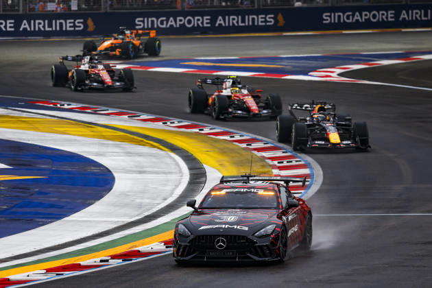 F1 - SINGAPORE GRAND PRIX 2026 Safety Car during the 2026 Formula 1 Singapore Grand Prix, 17th round of the 2026 Formula One World Championship, WM, Weltmeisterschaft from October 9 to 11, 2026 on the Marina Bay Street Circuit, in Singapore, Singapore - SingaporeSingapore Copyright: xJulienxDelfossex