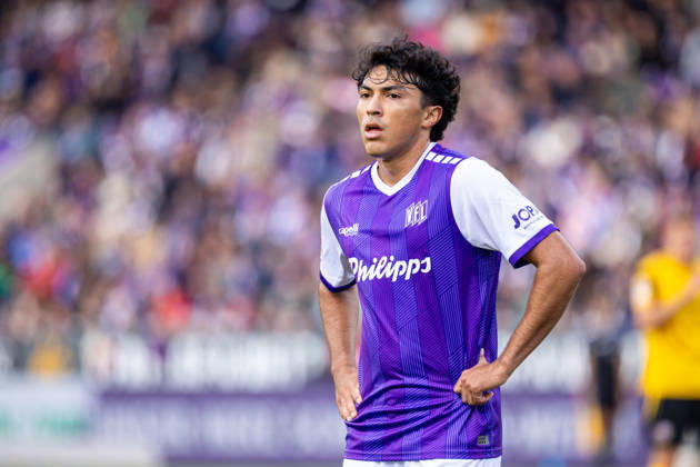 Jonathan Gomez, VfL Osnabrück, 42 GER, VfL Osnabrück vs. SG Dynamo Dresden, Soccer, 2. Bundesliga, Matchday 7, 2026–2027 season, October 10, 2026 DFL regulations prohibit any use of photographs as image sequences and or quasi-video GER, VfL Osnabrück vs. SG Dynamo Dresden, Soccer, 2. Bundesliga, Matchday 7, 2026–2027 season, October 10, 2026, Osnabrück Copyright: xEibner-Pressefoto JanxRollingerx EP_JSK