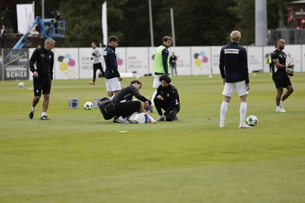 October 10, 2026, xhettx, Soccer 3rd Division, SG Sonnenhof Grossaspach vs. SV Waldhof Mannheim; Diego Michel of SV Waldhof Mannheim, age 28, needs medical attention during warm-ups; ankle injury in Aspach