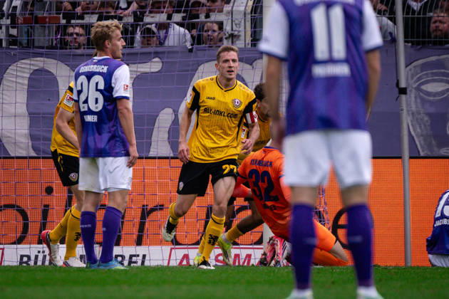 Goal celebration for the 0-1 by Niklas Hauptmann, 27, Dresden; VfL Osnabrück vs. SG Dynamo Dresden, Soccer, 2. Bundesliga, Matchday 7, October 10, 2026. DFL regulations prohibit any use of photographs as image sequences and or quasi-video. Osnabrück, Lower Saxony, Germany Copyright: xkolbert-press MarcxNiemeyerx