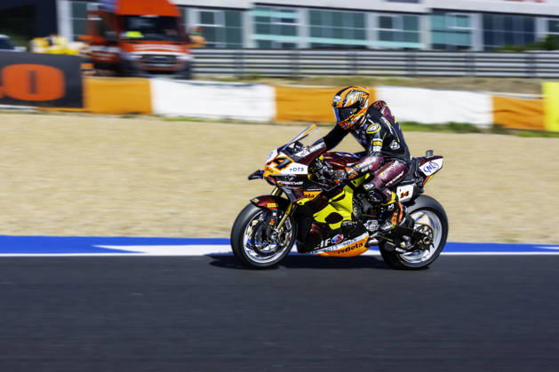 October 10, 2026, Cascais, Lisbon, Portugal: Sam Lowes of ELF Marc VDS Racing Team in action during the Superpole of the FIM Superbike World Championship, WM, Weltmeisterschaft at Circuito Estoril on October 10, 2026 in Cascais, Portugal. Motorsports 2026: WorldSBK - Tissot Estoril Round  - ZUMAr200 20261010_zsp_r200_005 Copyright: xNunoxReisinhox