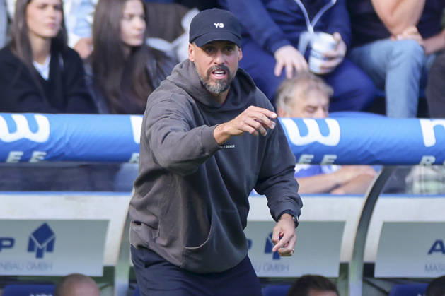 Hannover 96 coach Sandro Wagner gestures during the 2. Bundesliga match between 1. FC Magdeburg and Hannover 96, Avnet Arena on October 10, 2026, in Magdeburg, Germany. Photo by Marco Steinbrenner, DeFodi Images. Coach Sandro Wagner of Hannover 96 gestures during the 2nd Bundesliga match between 1 FC Magdeburg and Hannover 96 at Avnet Arena on October 10, 2026 in Magdeburg, Germany. Photo by Marco Steinbrenner, DeFodi Images. DFB and DFL regulations prohibit any use of photographs as image sequences and or quasi-video. Photo by Marco Steinbrenner, DeFodi Images.