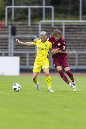 3rd Division, Fortuna Cologne 1 FC Saarbrücken 10 10 2026 Florian Pick 1 FC Saarbrücken, 20, Maximilian Fischer, Fortuna Cologne, 3 3rd Division, Fortuna Cologne 1 FC Saarbrücken, Matchday 8, on October 10, 2026, Südstadion, Cologne. DFB regulations prohibit any use of photographs as image sequences and or quasi-video. Copyright: xBEAUTIFULxSPORTS Meuselx