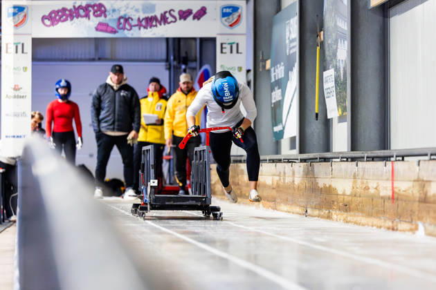 October 10, 2026, GER, Bobsleigh, Season 26–27, Women, Central Performance Test in Bobsleigh: Push Test. Pictured: Karolin Lindner. As is tradition, the German bobsleigh pilots and their pushers gathered in Oberhof for a showdown. 98559 Oberhof LOTTO Thuringia EISARENA Oberhof Training Hall Start Facility Thuringia Germany
