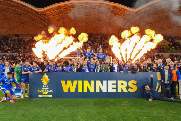 AUSTRALIA CUP SOUTH MELBOURNE VICTORY, South Melbourne celebrate with the trophy after winning the Australia Cup final match between South Melbourne FC and Melbourne Victory FC at AAMI Park in Melbourne, Saturday, October 10, 2026. ( NO ARCHIVING, EDITORIAL USE ONLY MELBOURNE VICTORIA Australia Copyright: xSCOTTxBARBOURx 20261010176315762105
