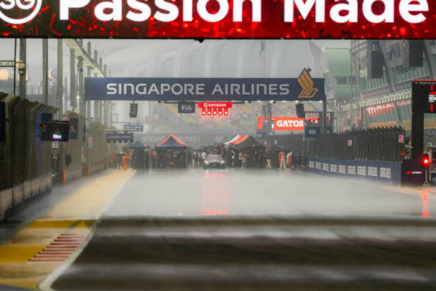 2026 Formula 1 Singapore Grand Prix - Sprint Heavy rain during Qualifying day on Saturday during the Formula 1 Singapore Airlines Singapore Grand Prix 2026 at Marina Bay Street Circuit, Singapore, on October 10, 2026. Photo by Antoine LAPEYRE Reveries Agency via ABACAPRESS.COM Singapore Singapore  Copyright: xAntoinexLapeyre ReveriesxAgency ABACAx