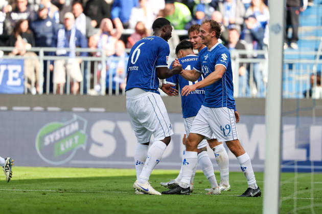 October 10, 2026, Soccer, 2. Bundesliga, SV Darmstadt 98 vs. Energie Cottbus; Patric Pfeiffer of SV Darmstadt 98 and Yannik Luehrs of SV Darmstadt 98 are seen celebrating after scoring a goal to make the score 3–1. Copyright: HMBxMedia JoaquimxFerreira