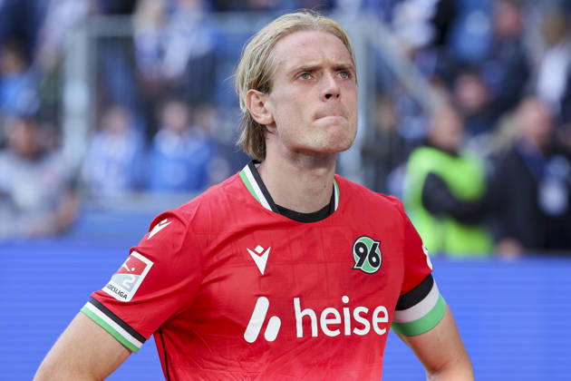 Stefan Teitur Thordarson of Hannover 96 looks disappointed during the 2. Bundesliga match between 1. FC Magdeburg and Hannover 96, Avnet Arena on October 10, 2026, in Magdeburg, Germany. Photo by Marco Steinbrenner, DeFodi Images. Stefan Teitur Thordarson of Hannover 96 looks dejected during the 2. Bundesliga match between 1 FC Magdeburg and Hannover 96 at Avnet Arena on October 10, 2026 in Magdeburg, Germany. Photo by Marco Steinbrenner, DeFodi Images. DFB and DFL regulations prohibit any use of photographs as image sequences and or quasi-video. Photo by Marco Steinbrenner, DeFodi Images.