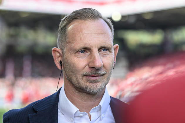 Pictured from left: Mauro Lustrinelli, Union Berlin, coach, GER, Berlin, soccer, 1. FC Union Berlin vs. SV Elversberg, at the Alte Försterei, October 10, 2026, DFB and DFL regulations prohibit any use of photographs as image sequences and or quasi-video, Copyright: HMBxMedia UwexKoch