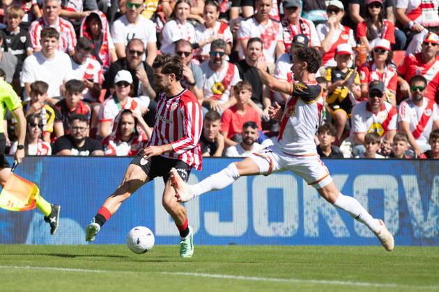 ESP LaLiga EA Sports Rayo Vallecano vs. Athletic Club: Yeray Alvarez of Athletic during the LaLiga EA Sports match between Rayo Vallecano and Athletic Club, played at Vallecas Stadium in Madrid on October 10, 2026, in Spain. Spanish Soccer Copyright: xAgenciaxLOFx