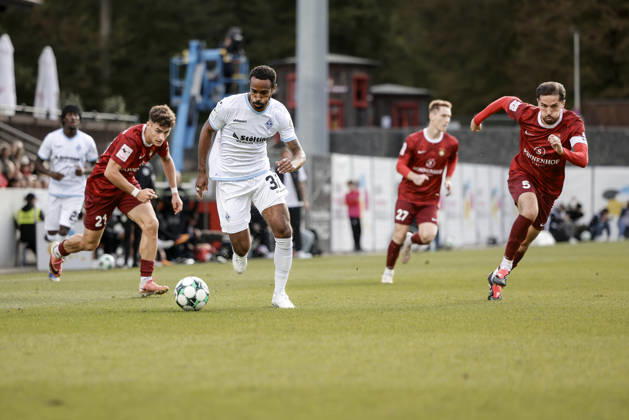 October 10, 2026, xhettx, Soccer 3rd Division, SG Sonnenhof Grossaspach vs. SV Waldhof Mannheim, Noah Sarenren Bazee (SV Waldhof Mannheim), 37, followed by 2 players