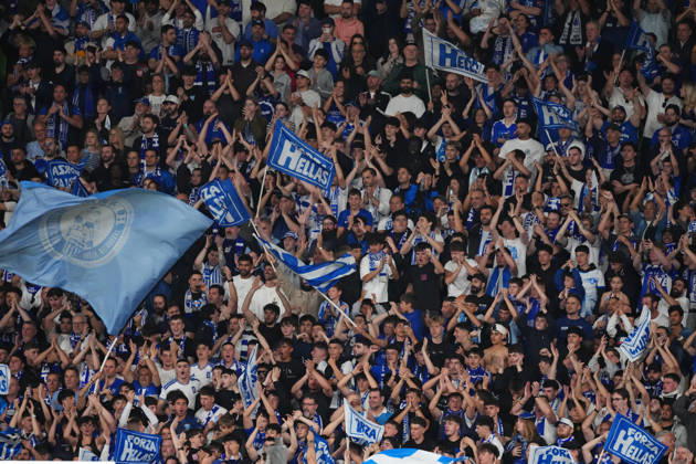 AUSTRALIA CUP SOUTH MELBOURNE VICTORY, South Melbourne FC supporters in the crowd during the Australia Cup final match between South Melbourne FC and Melbourne Victory FC at AAMI Park in Melbourne, Saturday, October 10, 2026. ( NO ARCHIVING, EDITORIAL USE ONLY MELBOURNE VICTORIA Australia  Copyright: xSCOTTxBARBOURx 20261011133727173892