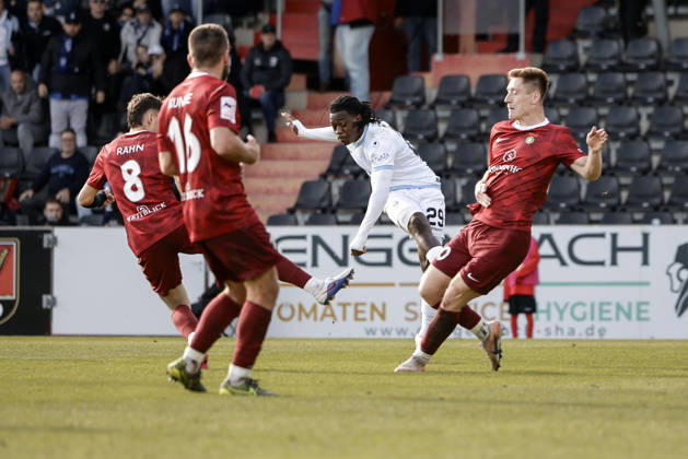 October 10, 2026, xhettx, Soccer 3rd Division, SG Sonnenhof Grossaspach vs. SV Waldhof Mannheim; Nolan Muteba scored the 3-1 goal for SV Waldhof Mannheim, 29