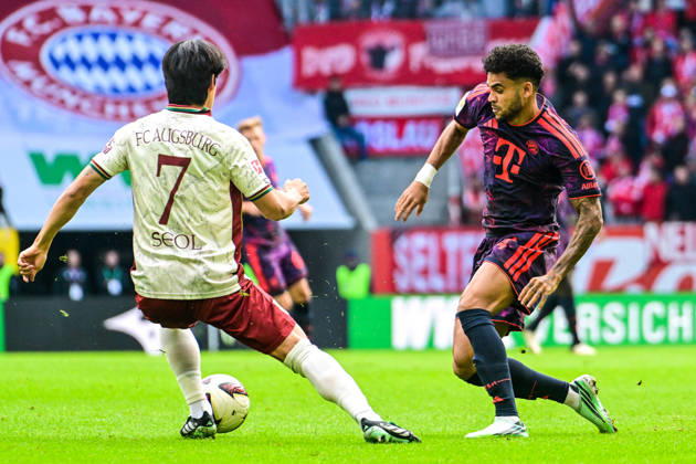 October 10, 2026, Germany, Soccer, Men s, Bundesliga 1, Matchday 5, FC Augsburg vs. FC Bayern Munich Young Woo Seol (FC Augsburg), 7, Luis Diaz (Bayern Munich), 14, Augsburg WWK Arena, Bayern, Germany Copyright: xNordphotox xHafnerx