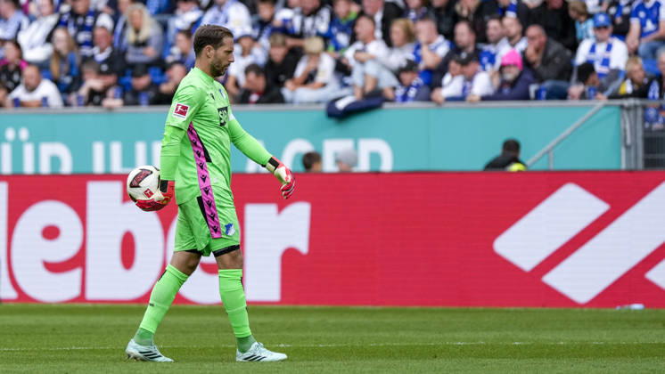 Oliver Baumann, Goalkeeper, Hoffenheim, 1, Captain, Cutout, Full Body, Single Image, Single Photo, Action, Looking Disappointed, Disappointment, Frustration, Pessimistic, 10 10 2026, Sinsheim, Germany, soccer, Bundesliga, TSG 1899 Hoffenheim vs. Hamburger SV, DFB and DFL regulations prohibit any use of photographs as image sequences and or quasi-video xozx