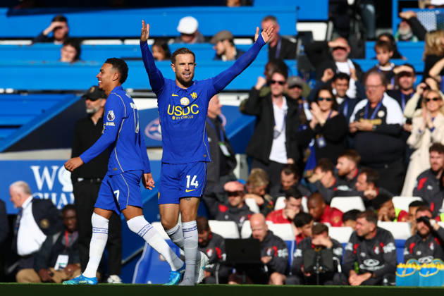 Premier League: Chelsea v AFC Bournemouth LONDON, UK - 10th Oct 2026: Jordan Henderson of Chelsea celebrates scoring his side s first goal during the Premier League match between Chelsea FC and AFC Bournemouth at Stamford Bridge London Stamford Bridge England United Kingdom Copyright: xCraigxMercerx xPeakxActionxPhotosx