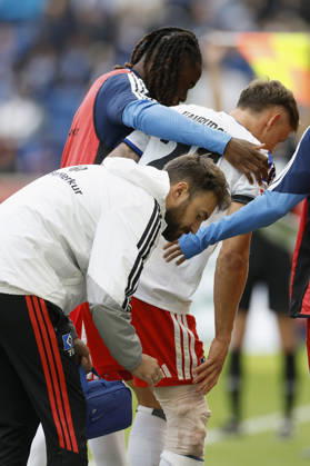 Nicolai Remberg (HSV), injured, in the Bundesliga match between TSG 1899 Hoffenheim and Hamburger SV at the PreZero Arena, Sinsheim, Germany, on October 10, 2026, in action during the Bundesliga match between TSG 1899 Hoffenheim and Hamburger SV at the PreZero Arena, Sinsheim, Germany, on October 10, 2026. DFB and DFL regulations prohibit any use of photographs as image sequences and or quasi-video, Copyright: HMBxMedia xHeikoxBecker