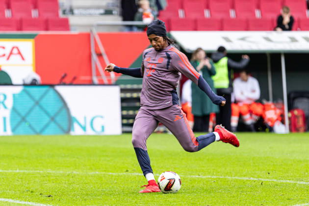 Germany: FC Augsburg vs. FC Bayern Munich, Bundesliga 1, Matchday 5, 2026–27 Season, WWK Arena, Augsburg; Michael Olise, FC Bayern Munich, 17; Augsburg, WWK Arena, Bayern, Germany Copyright: xBenedictxChristx