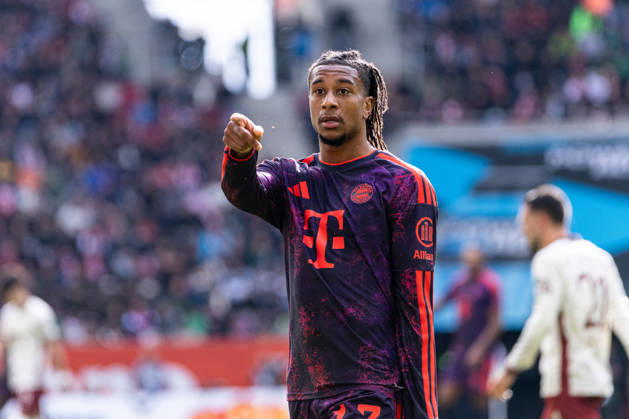 Germany: FC Augsburg vs. FC Bayern Munich, Bundesliga 1, Matchday 5, 2026–27 Season, WWK Arena, Augsburg; Michael Olise, FC Bayern Munich, age 17, pointing at something; portrait photo, portrait, single shot, portrait, Augsburg, WWK Arena, Bayern, Germany Copyright: xBenedictxChristx