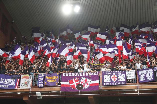 Foto IPP ACGE Genova 10 10 2026 Campionato Serie A 2025 2026 Genoa-Fiorentina nella foto: Tifosi Fiorentina Italy Photo Press World Copyright Genova italy Italia ITALY Copyright: xR4924_italyphotopressx