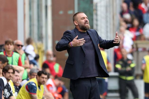 Foto IPP ACGE Genova 10 10 2026 Campionato Serie A 2025 2026 Genoa-Fiorentina nella foto: Daniele De Rossi Italy Photo Press World Copyright Genova italy Italia ITALY Copyright: xR4924_italyphotopressx