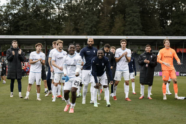October 10, 2026, xhettx, Soccer 3rd Division, SG Sonnenhof Grossaspach vs. SV Waldhof Mannheim – Celebrating with the fans after the game, Nolan Muteba of SV Waldhof Mannheim, No. 29 takes center stage during the celebration