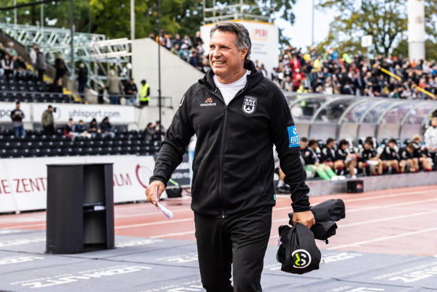 SSV Ulm 1846 Soccer vs. Eintracht Frankfurt II, Soccer, Regionalliga Southwest, Matchday 11, Donaustadion Ulm, October 26, 2010; cropped single image, portrait: Alois Schwartz, SSV Ulm 1846 Soccer, coach and sporting director; SSV Ulm 1846 Soccer vs. Eintracht Frankfurt II, Soccer, Regionalliga Southwest, Matchday 11, Donaustadion Ulm, October 26, Photo by Lucca Fundel, Ulm, Donaustadion, Baden-Württemberg, Germany
