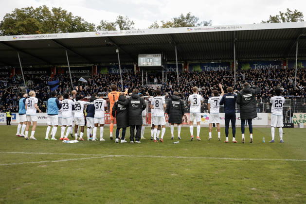 October 10, 2026, xhettx, Soccer 3rd Division, SG Sonnenhof Grossaspach vs. SV Waldhof Mannheim – Celebrating with the fans after the game