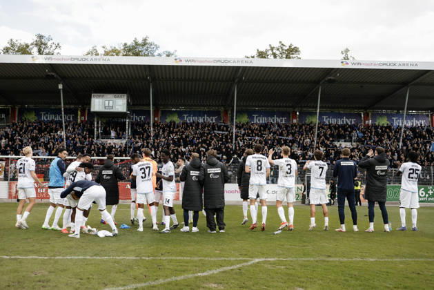 October 10, 2026, xhettx, Soccer 3rd Division, SG Sonnenhof Grossaspach vs. SV Waldhof Mannheim – Celebrating with the fans after the game, Nolan Muteba of SV Waldhof Mannheim, No. 29, takes center stage during the celebration