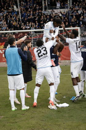 October 10, 2026, xhettx, Soccer 3rd Division, SG Sonnenhof Grossaspach vs. SV Waldhof Mannheim – Celebrating with the fans after the game, Nolan Muteba of SV Waldhof Mannheim, No. 29, takes center stage during the celebration