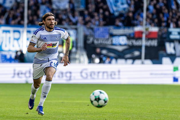 3rd Division: MSV Duisburg vs. TSG Hoffenheim II, October 10, 2026, Joshua Bitter (MSV Duisburg), October 3, 2026, 3rd Division, Matchday 8: MSV Duisburg vs. TSG Hoffenheim II at Schauinsland Reisen Arena, Duisburg, DFB regulations prohibit any use of photographs as image sequences and or quasi-video Copyright: xBEAUTIFULxSPORTS Buriakovx