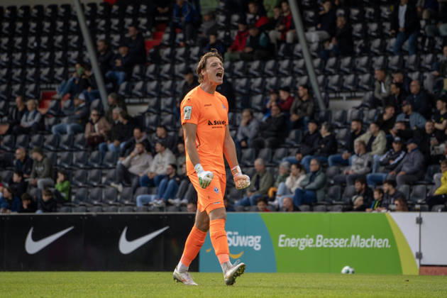 October 10, 2026, xerix, Soccer 3rd Division, SG Sonnenhof Grossaspach vs. SV Waldhof Mannheim, Thijmen Joel Sander Nijhuis, SV Waldhof Mannheim celebrates after the 1-2 win over Aspach