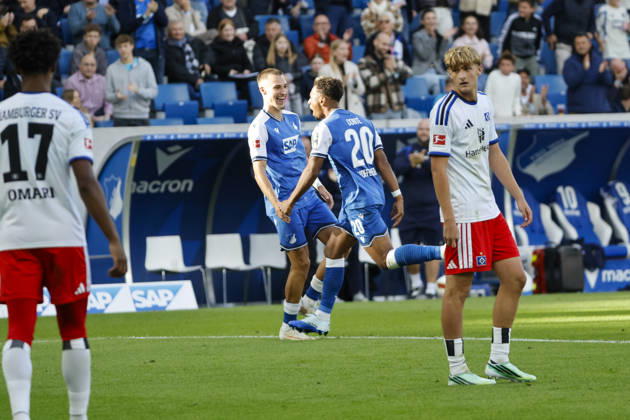 TSG Hoffenheim celebrates a goal after Bambase Conte scores to make it 2–1 for TSG Hoffenheim, 20, joy, excitement, positive emotions, goal, Germany, soccer, Bundesliga 1, Matchday 5, 2026–2027, TSG Hoffenheim vs. Hamburger SV, October 10, 2026, Sinsheim SNP Arena, Germany Copyright: xGrantxHubbsx
