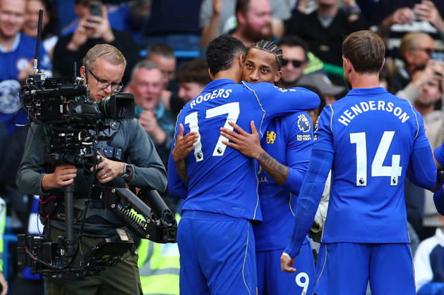 Premier League: Chelsea v AFC Bournemouth LONDON, UK - 10th Oct 2026: Joao Pedro of Chelsea celebrates scoring his side s third goal with team mates during the Premier League match between Chelsea FC and AFC Bournemouth at Stamford Bridge London Stamford Bridge England United Kingdom Copyright: xCraigxMercerx xPeakxActionxPhotosx