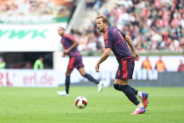 Harry Kane, FC Bayern Munich, 09, GER, FC Augsburg vs. FC Bayern Munich, Soccer, Bundesliga, Matchday 5, 2026–2027 Season, October 10, 2026, DFL and DFB regulations prohibit any use of photographs as image sequences and or quasi-video, GER, FC Augsburg vs. FC Bayern Munich, Soccer, Bundesliga, Matchday 5, 2026–2027 season, October 10, 2026, Augsburg Copyright: xEibner-Pressefoto JennixMaulx EP_JML