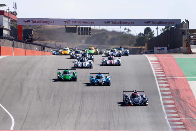 AUTO - ELMS - 4 HOURS OF PORTIMAO 2026 Start 22 PEEBLES Griffin (aus), SAUCY Grà goire (sui), HANLEY Benjamin (gbr), United Autosports, Oreca 07 - Gibson, LMP2, action 25 KAISER Matthias (sui), LYNN Alex (gbr), HUGHES Jake (gbr), Algarve Pro Racing, Oreca 07 - Gibson, LMP2, action during the 4 Hours of Portimao 2026, 6th round of the 2026 European Le Mans Series on the Autodromo Internacional do Algarve from October 8 to 10, 2026 in Portimao, Portugal - Copyright: xJoaoxFilipex