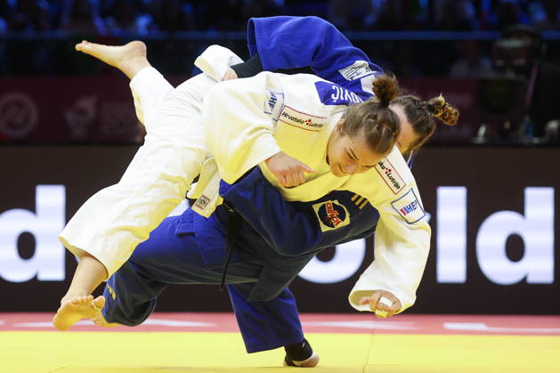 AZERBAIJAN, BAKU - OCTOBER 10, 2026: Croatia s Helena Vukovic (L) and Israel s Raz Hershko fight in their heavyweight bout during the 2026 World Judo Championships at the National Gymnastics Arena. Mikhail Sinitsyn TASS  99046228