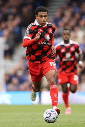 Ipswich Town v Fulham, Premier League Shea Charles of Fulham during the Ipswich Town v Fulham Premier League match at Portman Road, Ipswich, England on 10 October 2026 Credit: Tiego Grenho Every Second Media Editorial use only. All images are copyright Every Second Media Limited. No images may be reproduced without prior permission. All rights reserved. Premier League and Football League images are subject to licensing agreements with Football DataCo Limited. see https: www.football-dataco.com Copyright: xIMAGO EveryxSecondxMediax ESM-2211-0034 TiegoxGrenhox xEveryxSecondxMediax