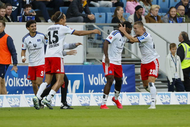 Hamburger SV celebrates Terem Moffi s goal to tie the game at 2–2; Hamburger SV, 09; joy, excitement, positive emotions, goal, Germany, soccer, Bundesliga 1, Matchday 5, 2026–2027, TSG Hoffenheim vs. Hamburger SV, October 10, 2026, Sinsheim SNP Arena, Germany Copyright: xGrantxHubbsx