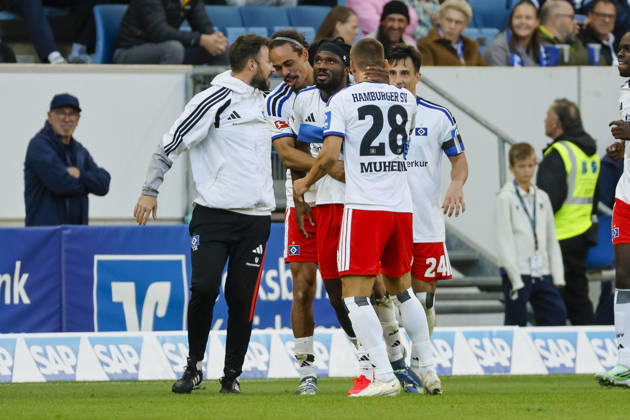Hamburger SV celebrates Terem Moffi s goal to tie the game at 2–2; Hamburger SV, 09; joy, excitement, positive emotions, goal, Germany, soccer, Bundesliga 1, Matchday 5, 2026–2027, TSG Hoffenheim vs. Hamburger SV, October 10, 2026, Sinsheim SNP Arena, Germany Copyright: xGrantxHubbsx