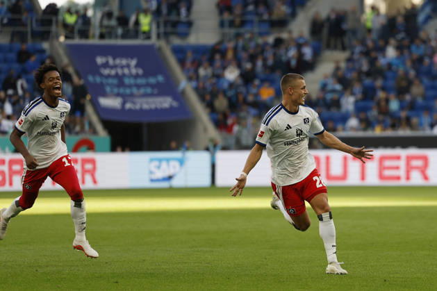 From left to right: Warmed Omari (HSV) and goal scorer Miro Muheim (HSV), Celebrations after the goal that made it 2–3, cheering, celebrated, cheers, cheering, emotions during the Bundesliga match between TSG 1899 Hoffenheim and Hamburger SV at the PreZero Arena, Sinsheim, Germany, on October 10, 2026, in action during the Bundesliga match between TSG 1899 Hoffenheim and Hamburger SV at the PreZero Arena, Sinsheim, Germany, on October 10, 2026. DFB and DFL regulations prohibit any use of photographs as image sequences and or quasi-video, Copyright: HMBxMedia xHeikoxBecker