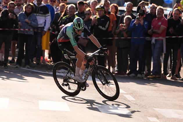 France s Paul Seixas of Decathlon CMA CGM Team winner of race during the 120th edition of the Il Lombardia, Tour of Lombardy cycling race, a 239 km one day race from Bergamo to Como on October 10, 2026, Italy. Copyright: xGianxMattiaxD™Alberto LaPressex