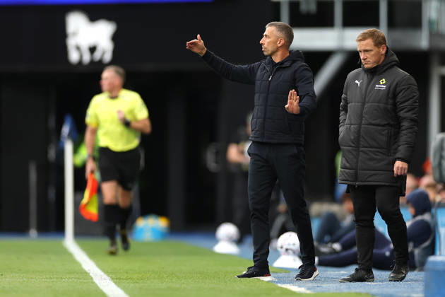 Ipswich Town v Fulham, Premier League Gary O Neil, Manager of Ipswich Town gestures during the Ipswich Town v Fulham Premier League match at Portman Road, Ipswich, England on 10 October 2026 Credit: Tiego Grenho Every Second Media Editorial use only. All images are copyright Every Second Media Limited. No images may be reproduced without prior permission. All rights reserved. Premier League and Football League images are subject to licensing agreements with Football DataCo Limited. see https: www.football-dataco.com Copyright: xIMAGO EveryxSecondxMediax ESM-2211-0038 TiegoxGrenhox xEveryxSecondxMediax