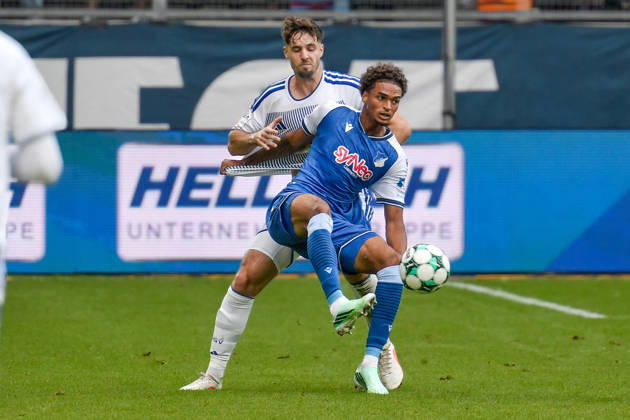 From left: Tobias Fleckstein (Duisburg) vs. Jykese Fields (Hoffenheim) 5 11 10 10 2026 ¢ Soccer ¢ MSV Duisburg vs. TSG 1899 Hoffenheim II, Schauinsland Reisen Arena, Duisburg, DFB and DFL regulations prohibit any use of photographs as image sequences and or quasi-video. NRW, Germany Copyright: xpepphotox xSaschaxWeizx pep00321, pep_20261010_hm