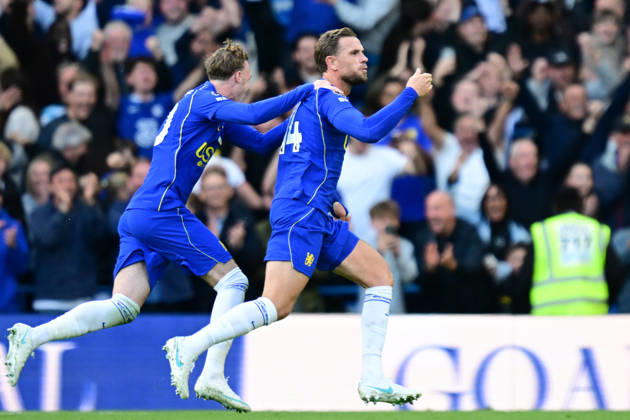 Chelsea v Bournemouth, Premier League GOAL Chelsea midfielder Jordan Henderson (14) scores a goal from a free kick 5-1 and celebrates with Chelsea midfielder Cole Palmer (10) during the Premier League match between Chelsea and Bournemouth at Stamford Bridge, London, UK on 10 October 2026. London Stamford Bridge Greater London UK Editorial use only DataCo restrictions apply See www.football-dataco.com , Copyright: xDennisxGoodwinx PSI-24979-0042